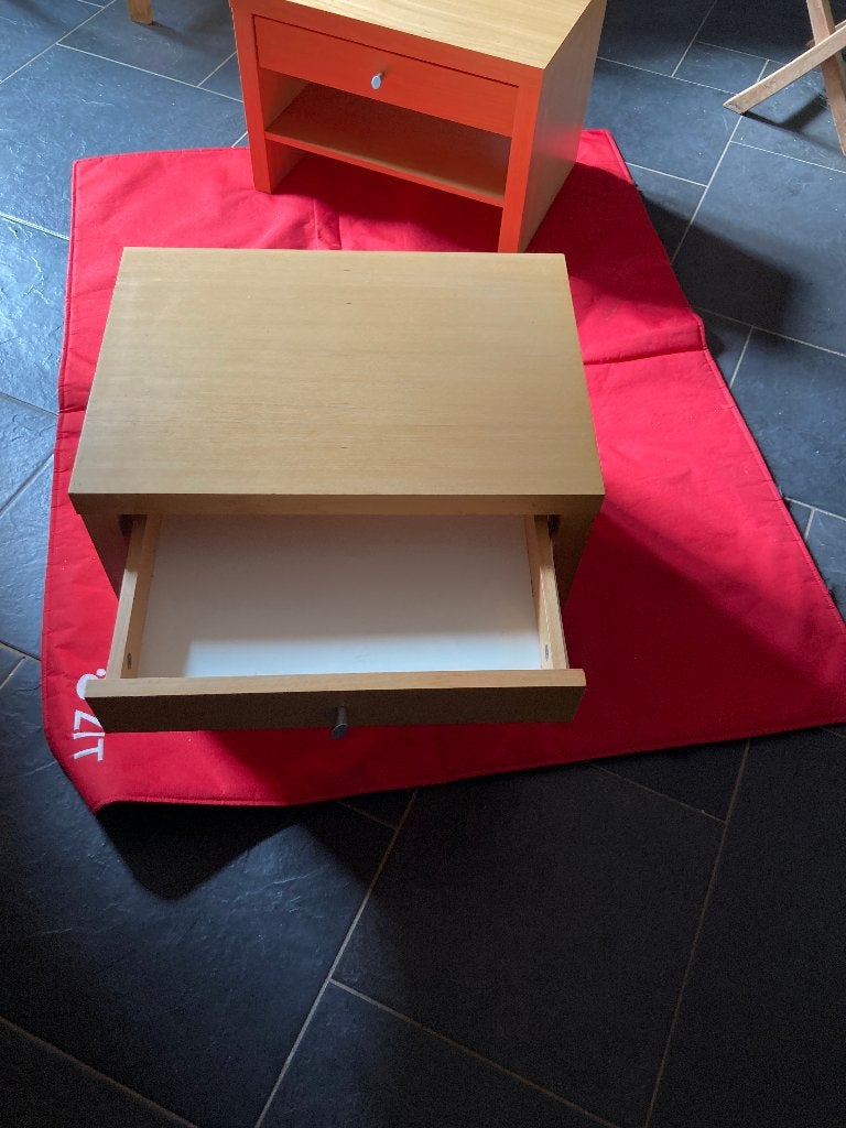 Nachtkastjes, Huis en Inrichting, Ophalen, Overige materialen, Gebruikt, 45 tot 65 cm