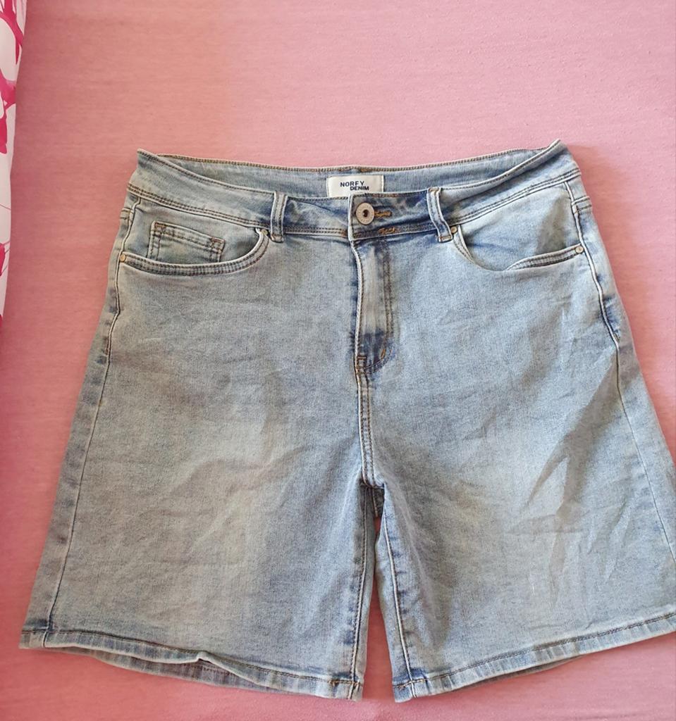 Norfy denim korte broek, short maat 44, Blauw, Ophalen of Verzenden, Zo goed als nieuw, W33 - W36 (confectie 42/44)