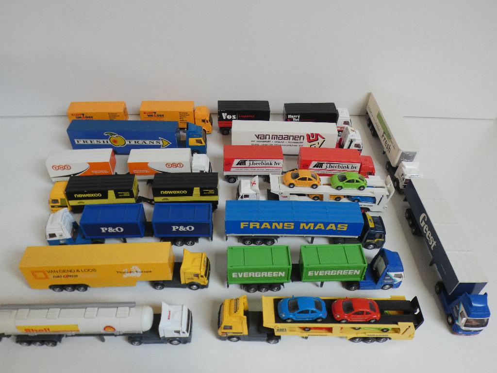Te koop 16 maal een vrachtwagen van Kentoys, Ophalen of Verzenden, Gebruikt