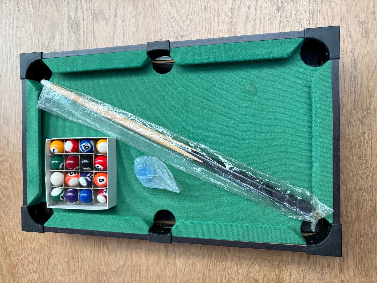 Compacte Pooltafel met Accessoires - Zo goed als nieuw, Ophalen of Verzenden, Zo goed als nieuw
