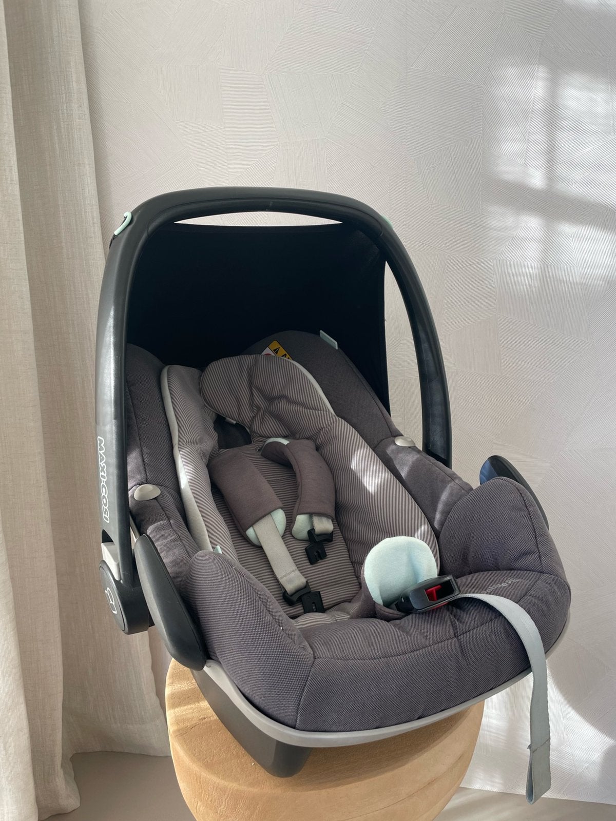 Maxi Cosi Pebble Plus, Ophalen, Autogordel of Isofix, Zo goed als nieuw, 0 t/m 13 kg