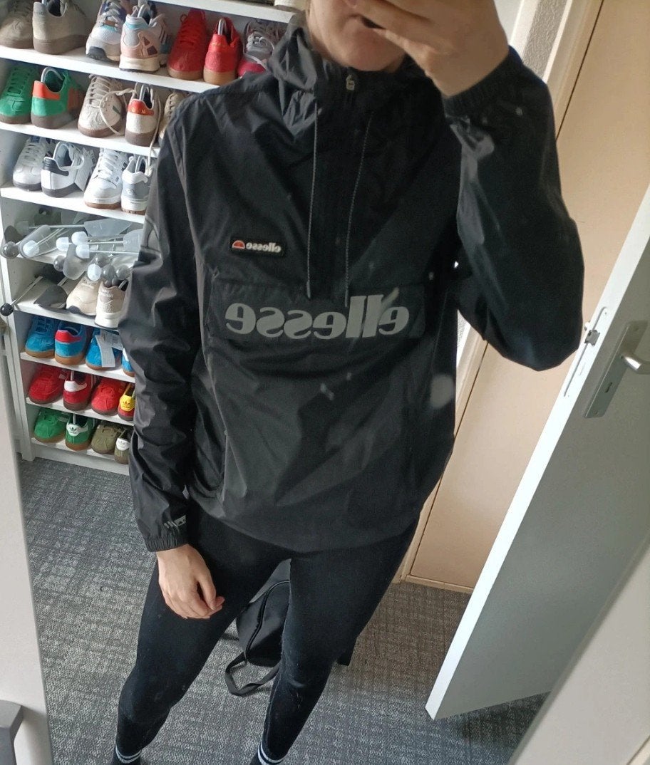 Windjack van Ellesse (maat S), Kleding | Heren, Jassen | Zomer, Zwart, Zo goed als nieuw, Maat 46 (S) of kleiner, Ellesse