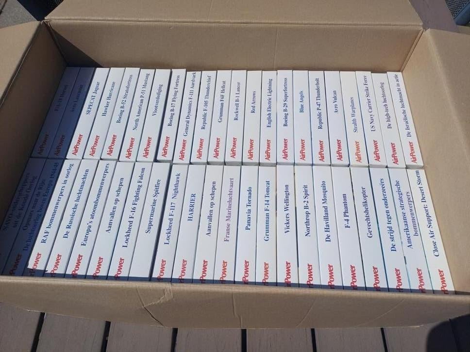 Vliegtuigen Videobanden, Ophalen