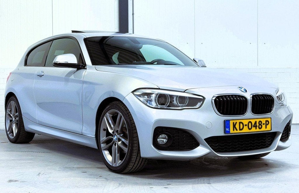 BMW 118i Centennial Executive M Sport|Schuifdak|Nieuwe Turbo, 1-Serie, Alcantara, Origineel Nederlands, 19 km/l