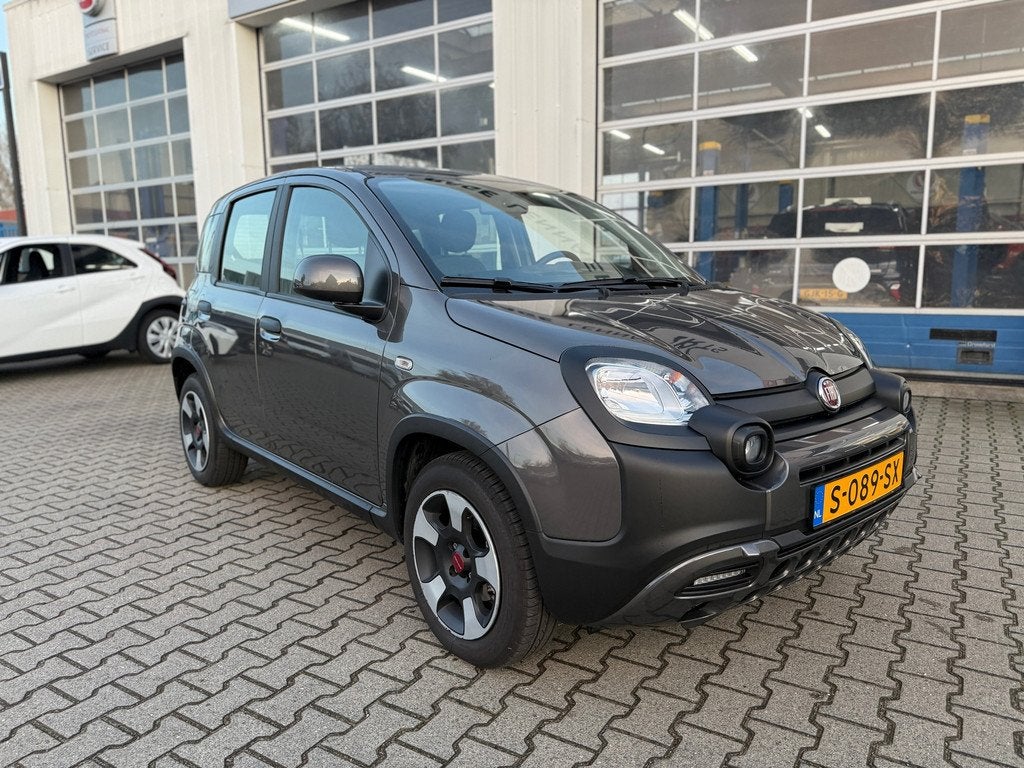 Fiat Panda 1.0 Hybrid City Cross CAMERA 4S BANDEN (BOVAG/RIJ, Voorwielaandrijving, 12 maanden, Stof, Panda