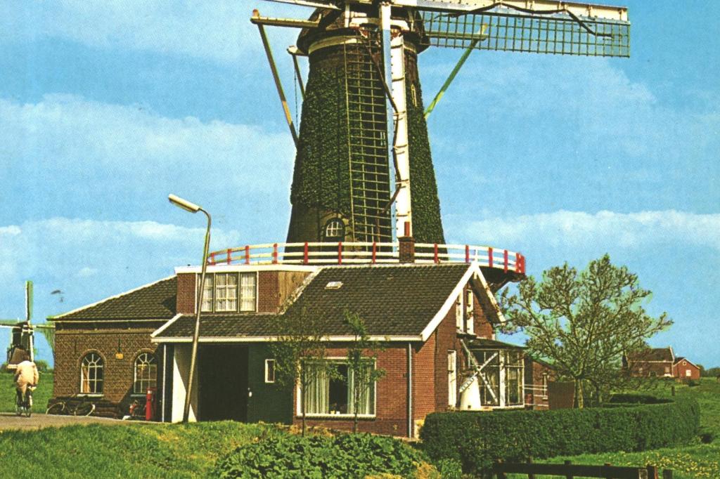 988073 Oud-Alblas 1975 ZH Molen D Hoop Gelopen met postzegel, Ophalen of Verzenden, 1960 tot 1980, Gelopen, Zuid-Holland