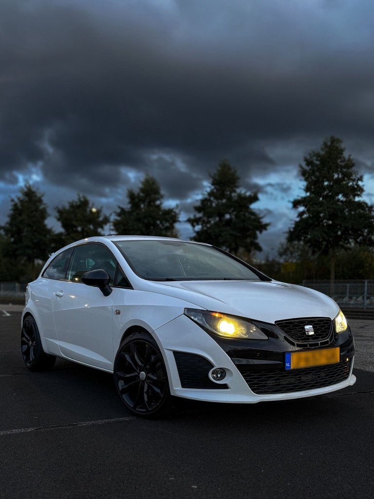 Seat Ibiza ORIGINELE BOCANEGRA AUT 2010, Auto's, Seat, Particulier, Ibiza, ABS, Adaptieve lichten, Airconditioning, Apple Carplay