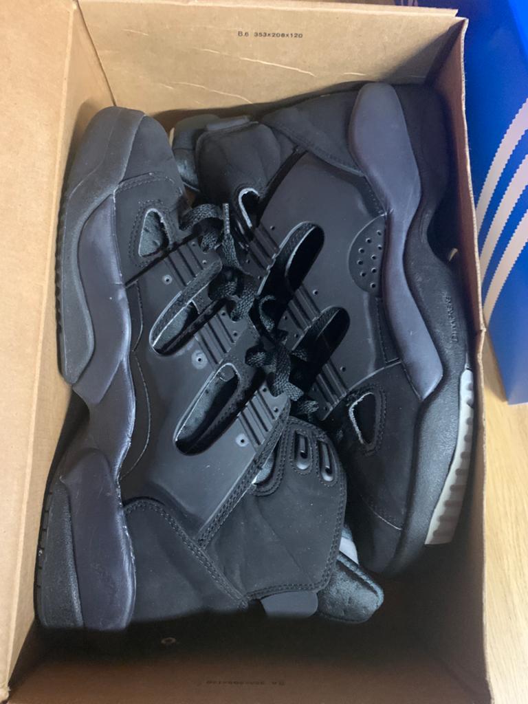 ADIDAS EQUIPMENT BASKETBALL 1994/Vintage/Size 43-44, Ophalen of Verzenden, Zo goed als nieuw, Sportschoenen, Zwart