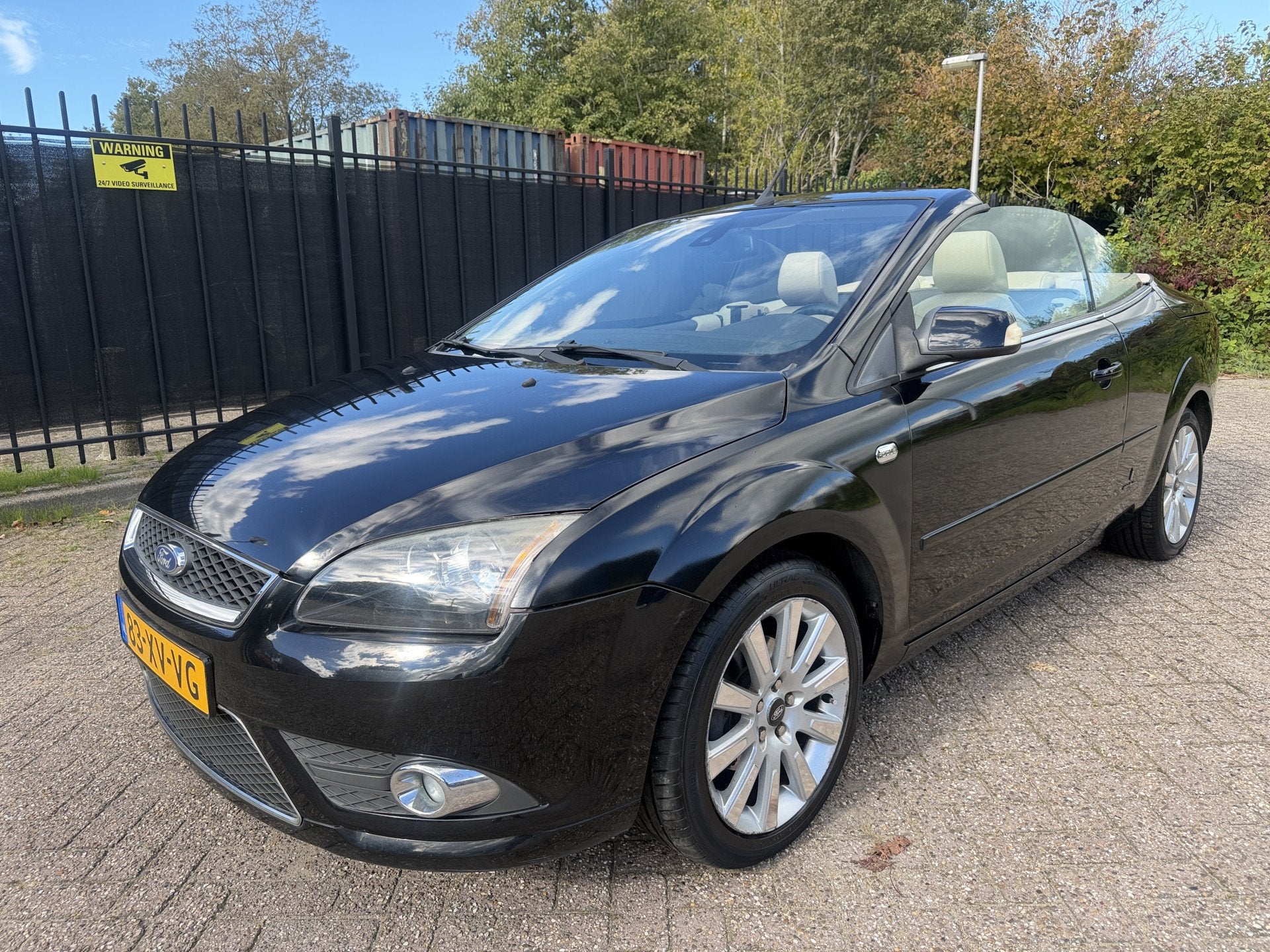 Ford FOCUS Coupe-cabriolet 1.6-16V Titanium Leer/Clima/Stoel, Auto's, 1596 cc, Gebruikt, Beige, 4 cilinders