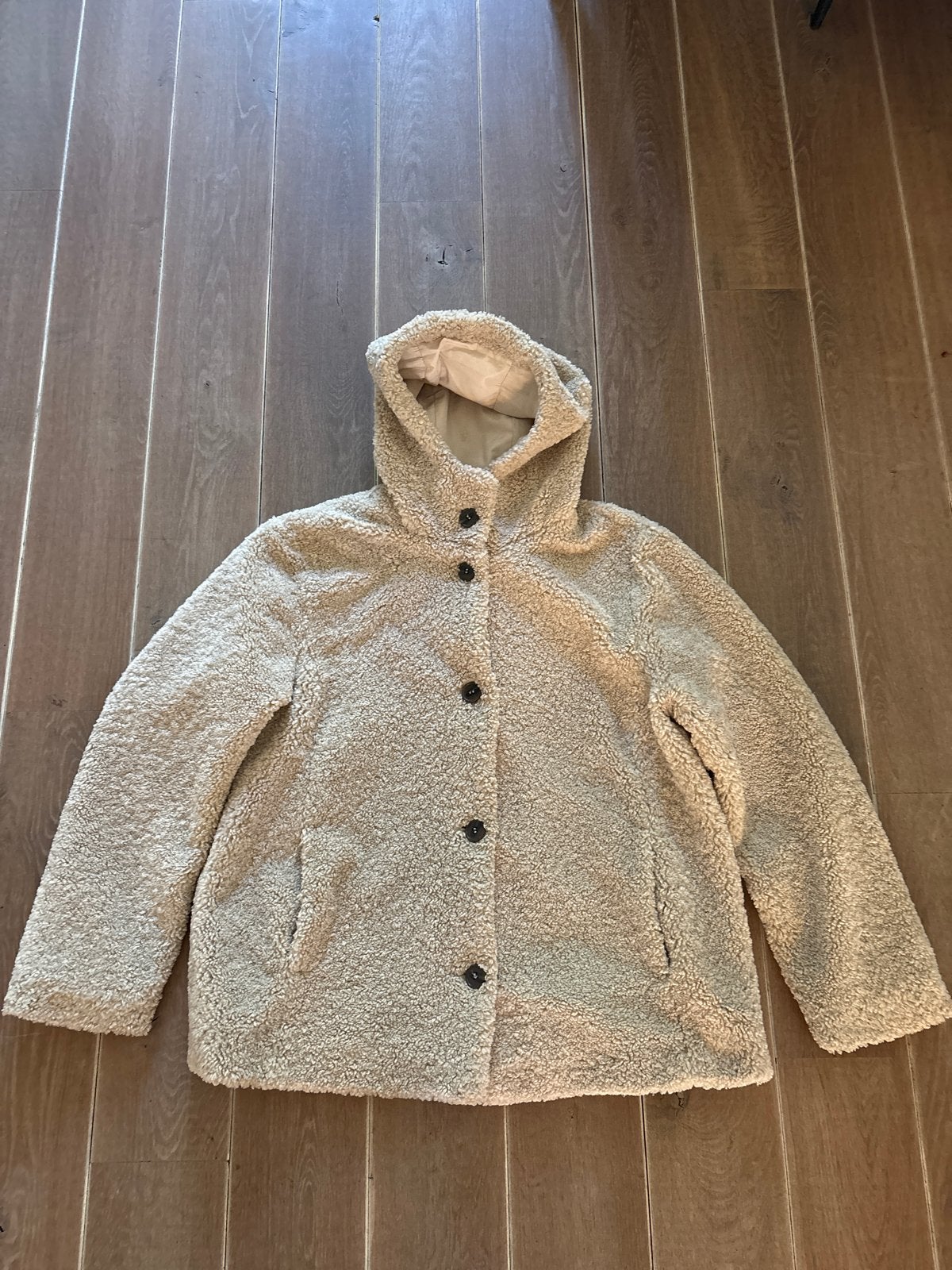 Teddy jas met capuchon - Zo goed als nieuw, Ophalen of Verzenden, Zo goed als nieuw, Maat 42/44 (L), Beige