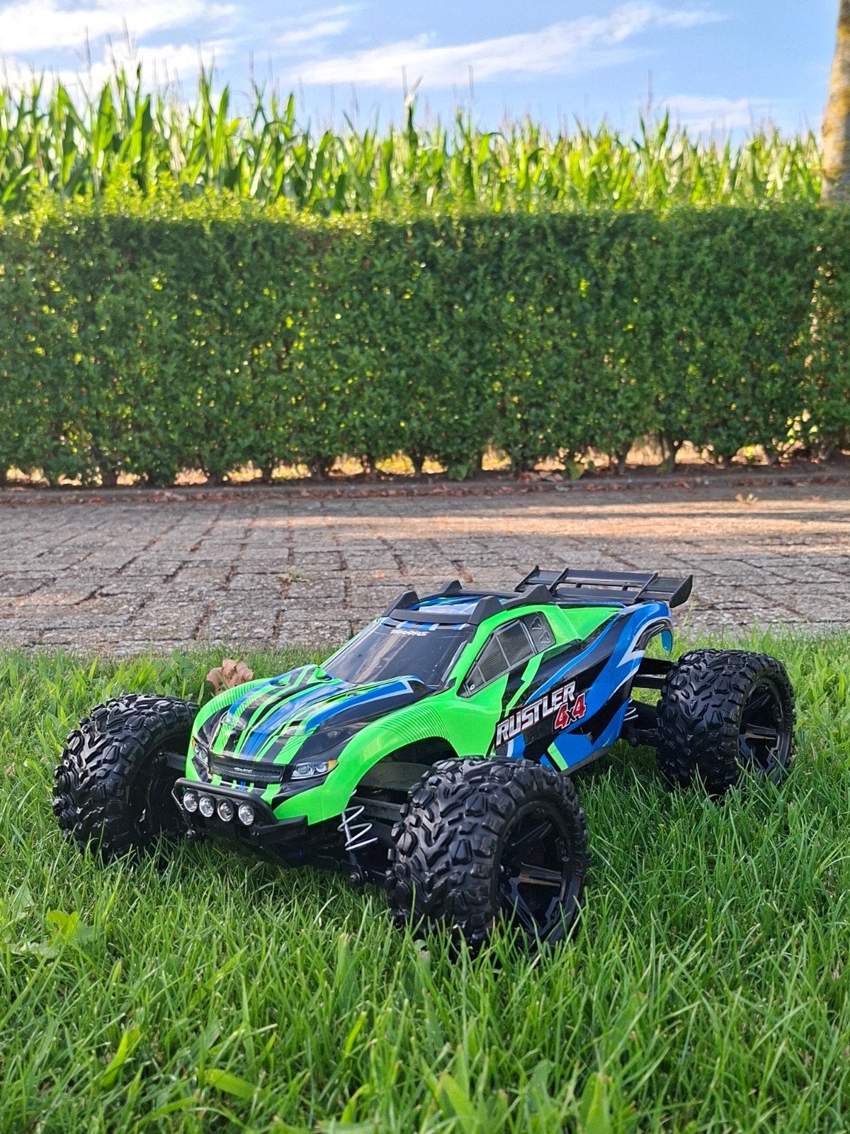 Traxxas Rustler 4x4, Ophalen, Zo goed als nieuw, Elektro, Auto offroad