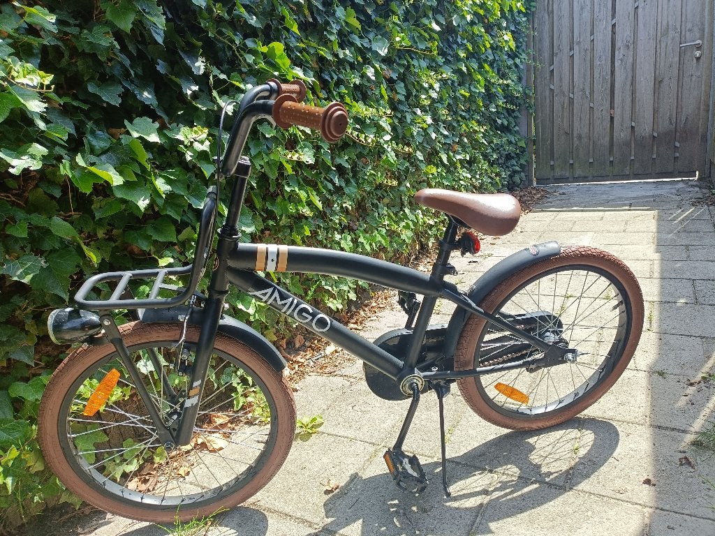Amigo jongensfiets 20inch, Fietsen en Brommers, Fietsen | Jongens, Ophalen, Terugtraprem, Gebruikt, Handrem