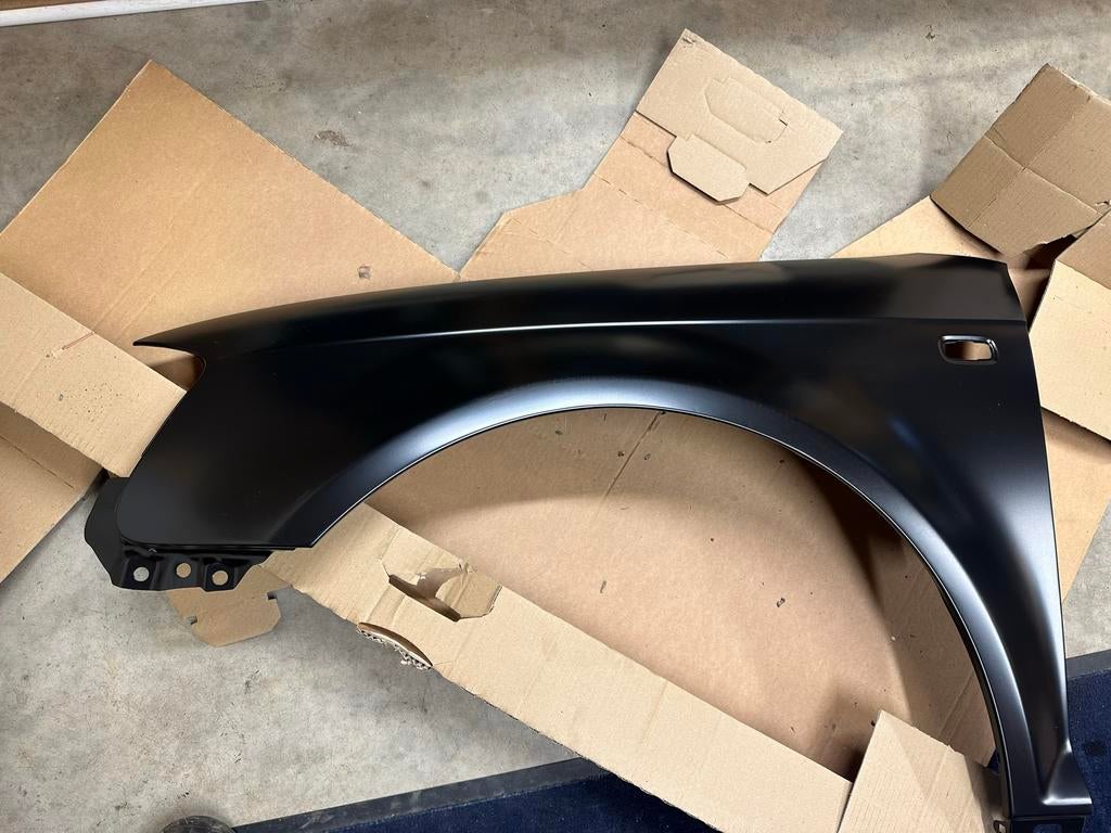Zij paneel/ zijscherm/spatbord  LV audi 8p audi a3 2004, Ophalen of Verzenden, Nieuw, Audi, Spatbord