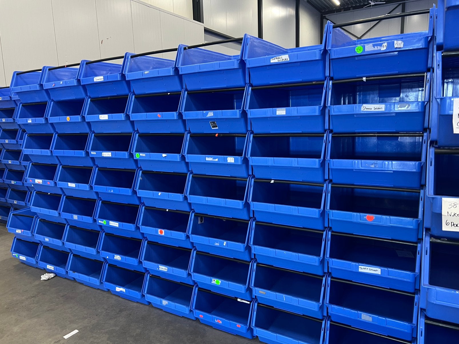 Schäfer magazijnbakken / stapelbakken 72 x 47 x 30 cm 3000st, Ophalen, Gebruikt, 40 tot 60 cm, 50 tot 75 cm
