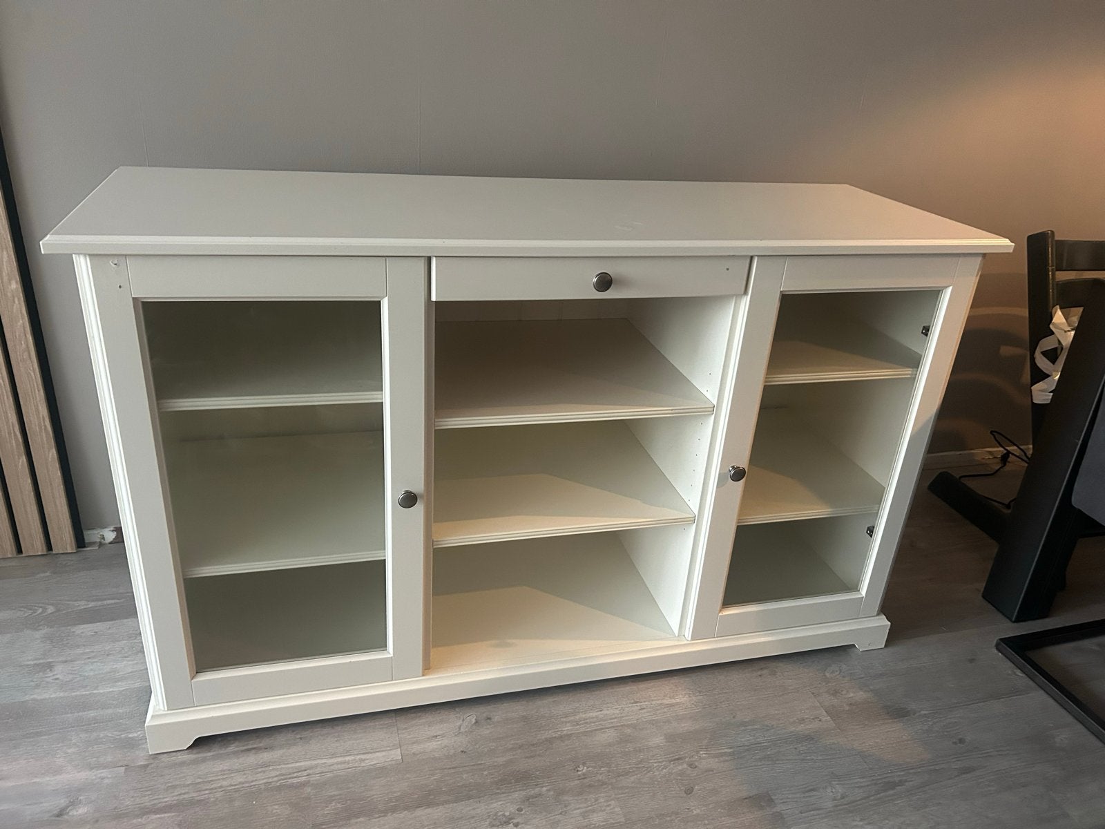 IKEA LIATORP Dressoir/TV-meubel - Wit, met glazen deuren, Ophalen, Gebruikt, 150 tot 200 cm, Met lade(s)