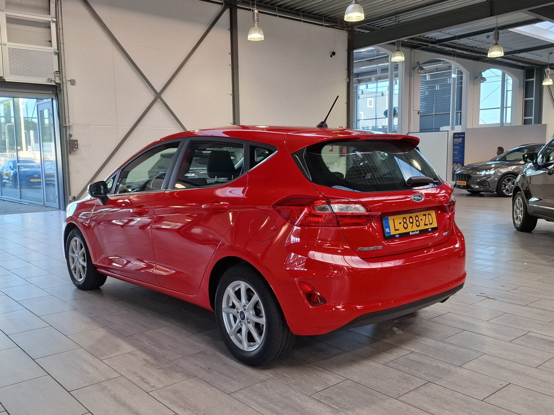 Ford Fiesta EcoBoost Hybrid 125pk Titanium Automaat | LED |, Auto's, Euro 6, 49 €/maand, Origineel Nederlands, Bedrijf