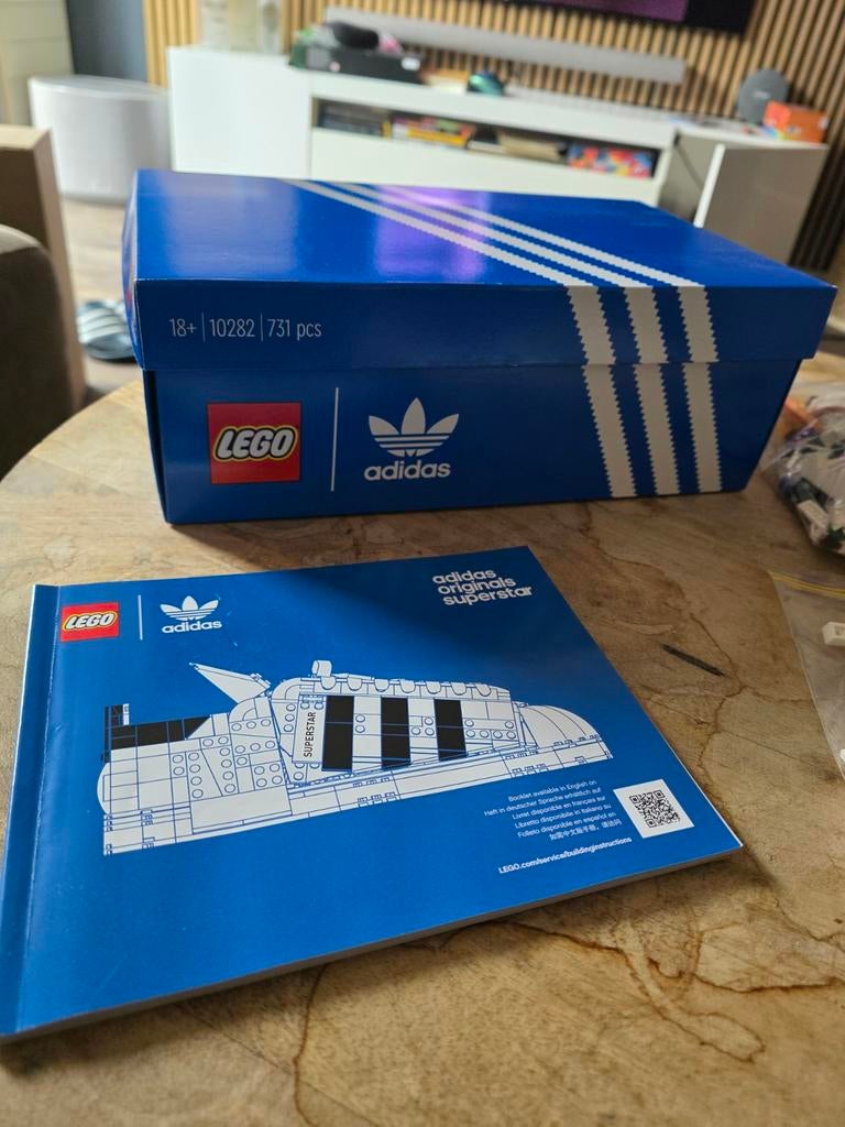 LEGO Adidas Superstar (10282) – Compleet + doos, Kinderen en Baby's, Speelgoed | Duplo en Lego, Ophalen of Verzenden