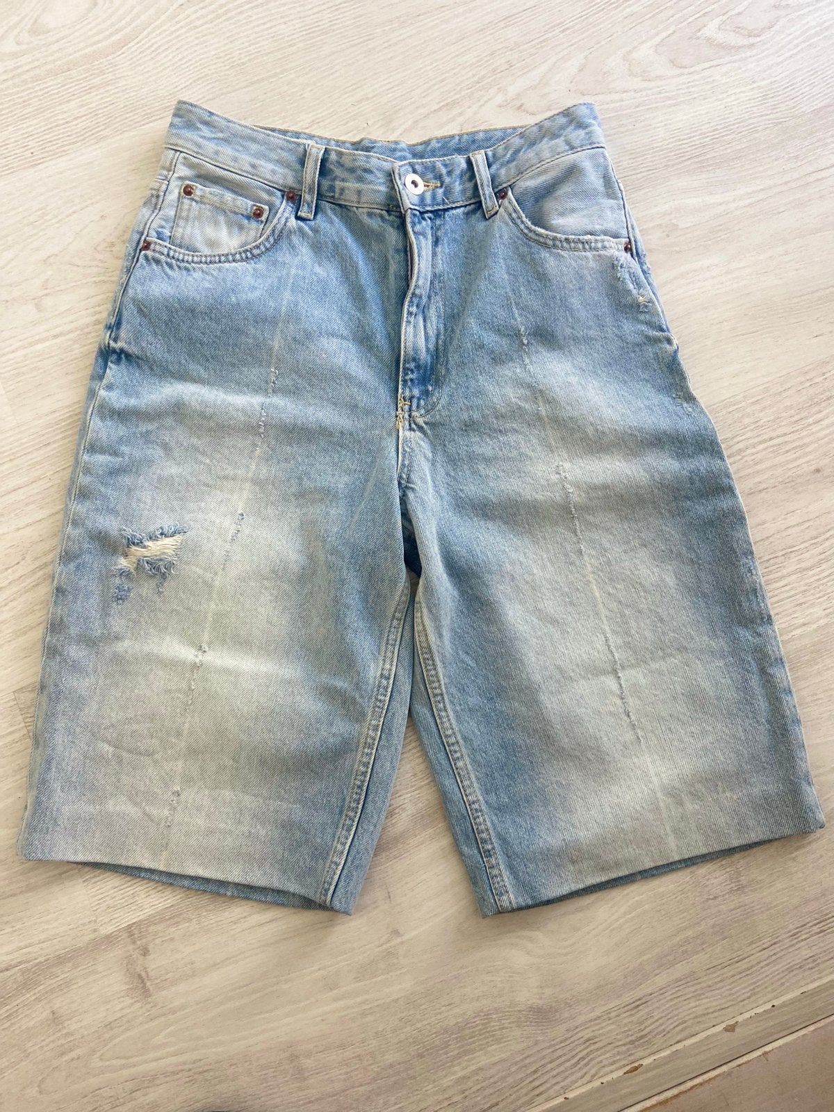 Zara Jeans Bermuda Maat 34 - Nieuw, Kort, Blauw, Nieuw, Ophalen of Verzenden