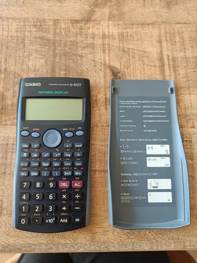 Rekenmachine Casio fx-82ES, Ophalen