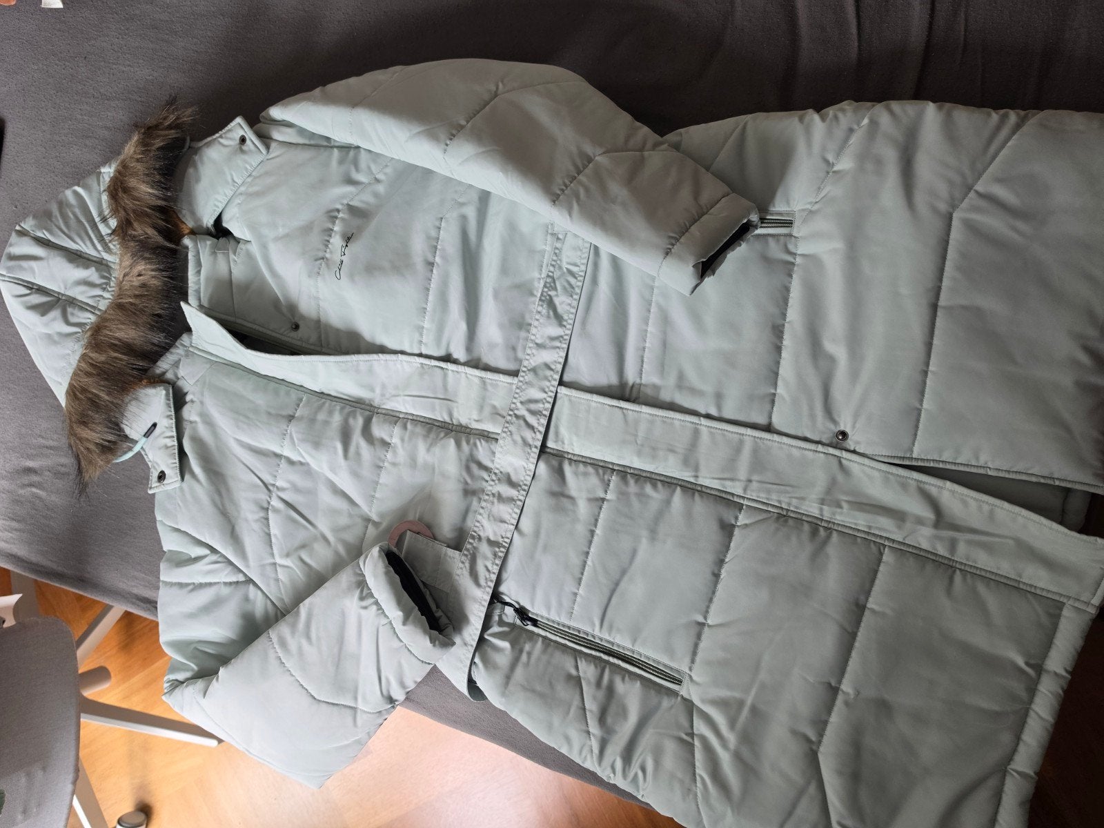 Lichtblauwe gewatteerde jas met bontkraag, Kleding | Dames, Jassen | Winter, Maat 38/40 (M), Blauw, Nieuw, Ophalen of Verzenden