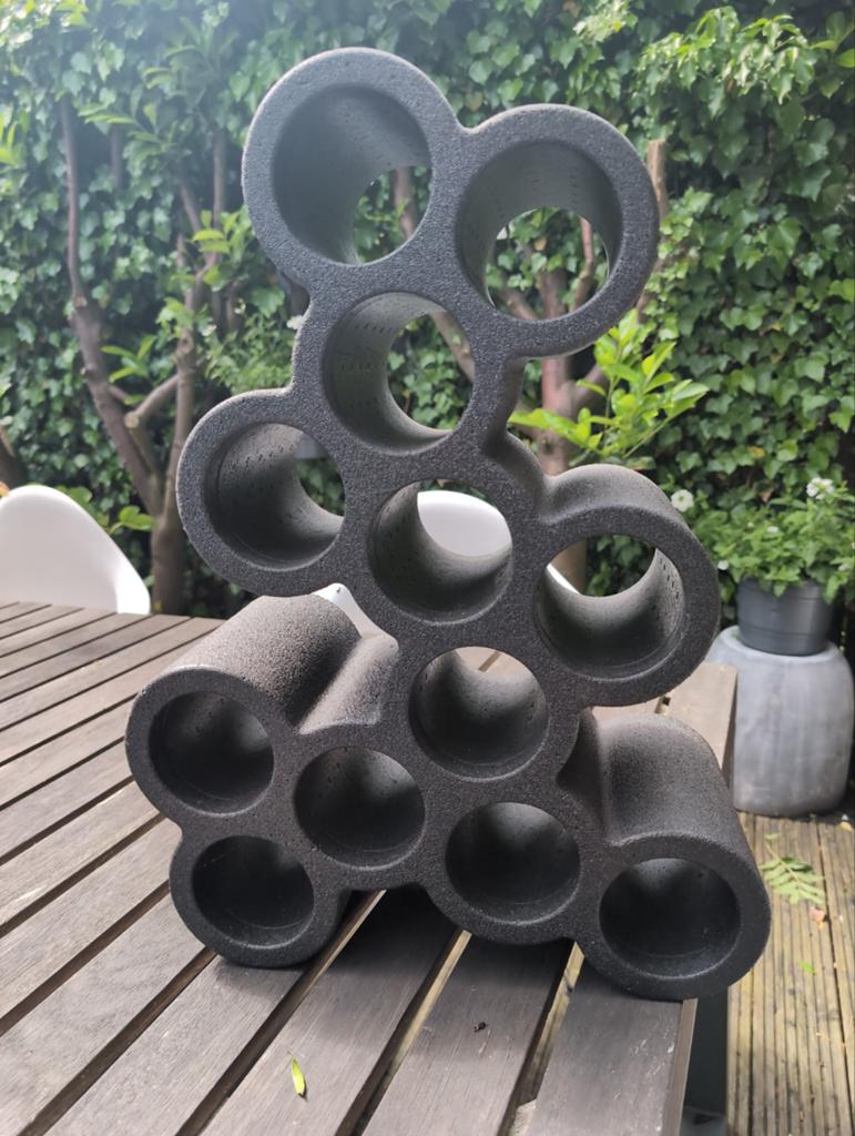 Wijnfles rek druiventros  2 stuks incl muur bouten, Ophalen of Verzenden, Zo goed als nieuw, Kunststof, 5 tot 15 flessen