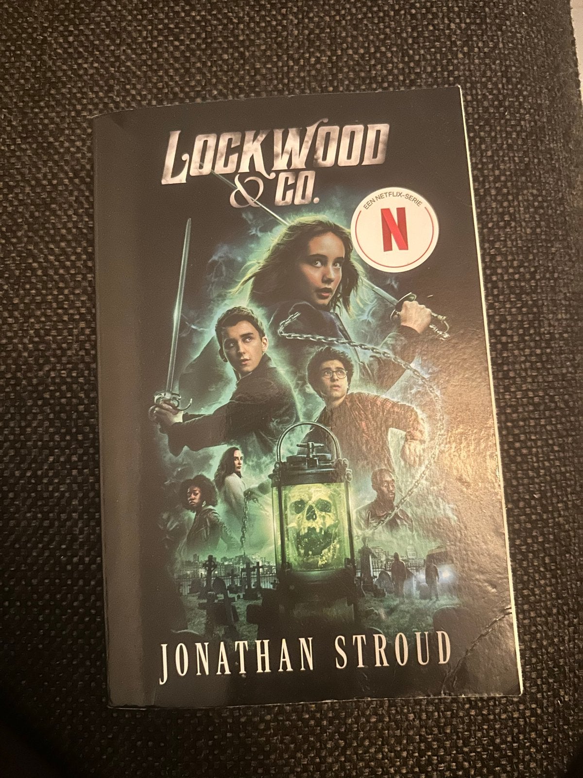Lockwood & Co. - De Schreeuwende Wenteltrap (Jonathan Stroud, Ophalen of Verzenden, Gelezen