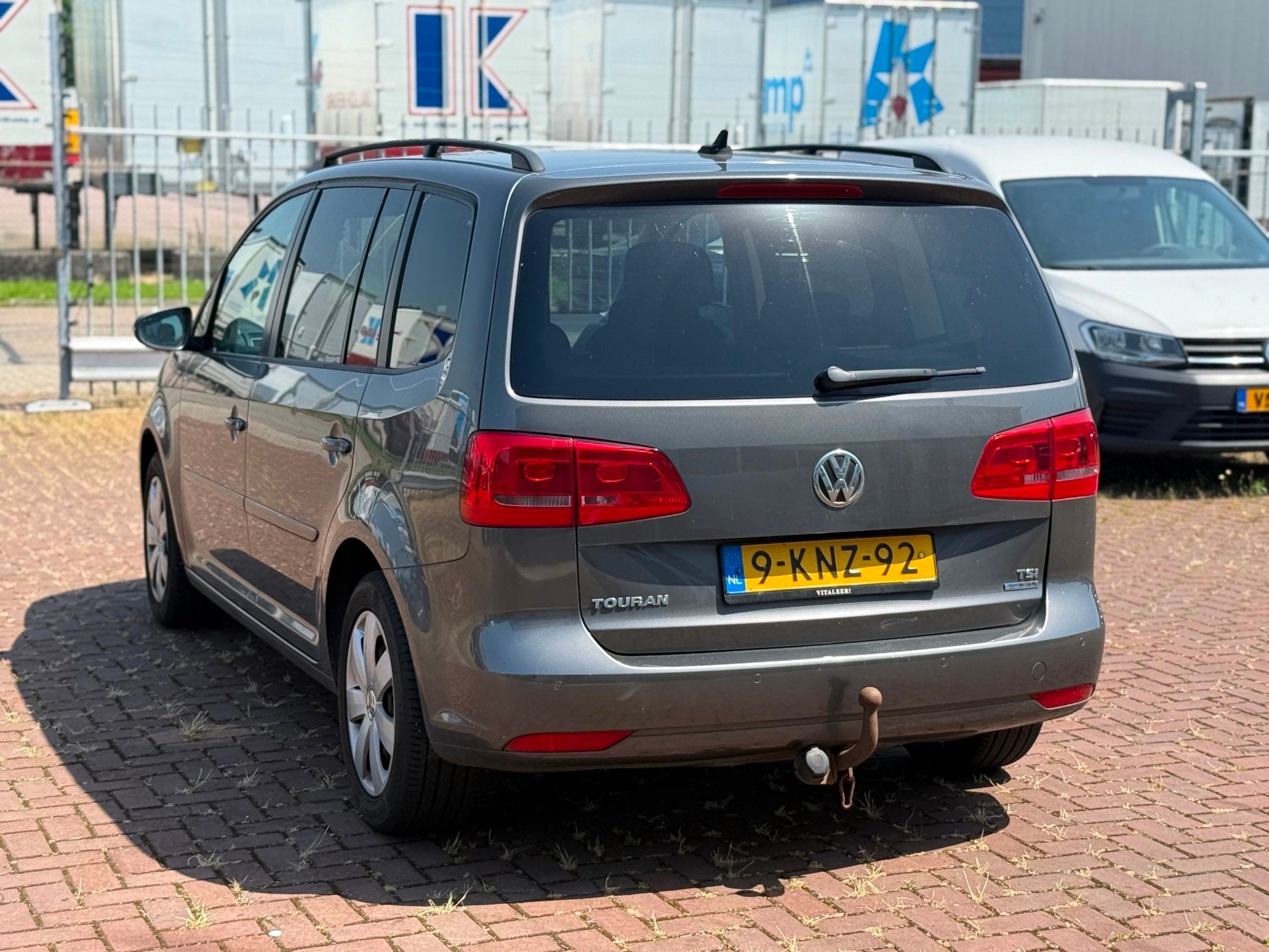 Volkswagen Touran 1.2 TSI Comfortline BlueMotion Export, Auto's, Volkswagen, Euro 5, Gebruikt, Zwart, 4 cilinders