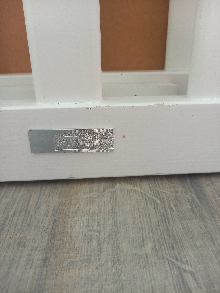 Box van Twf, Ophalen, Gebruikt, In hoogte verstelbaar