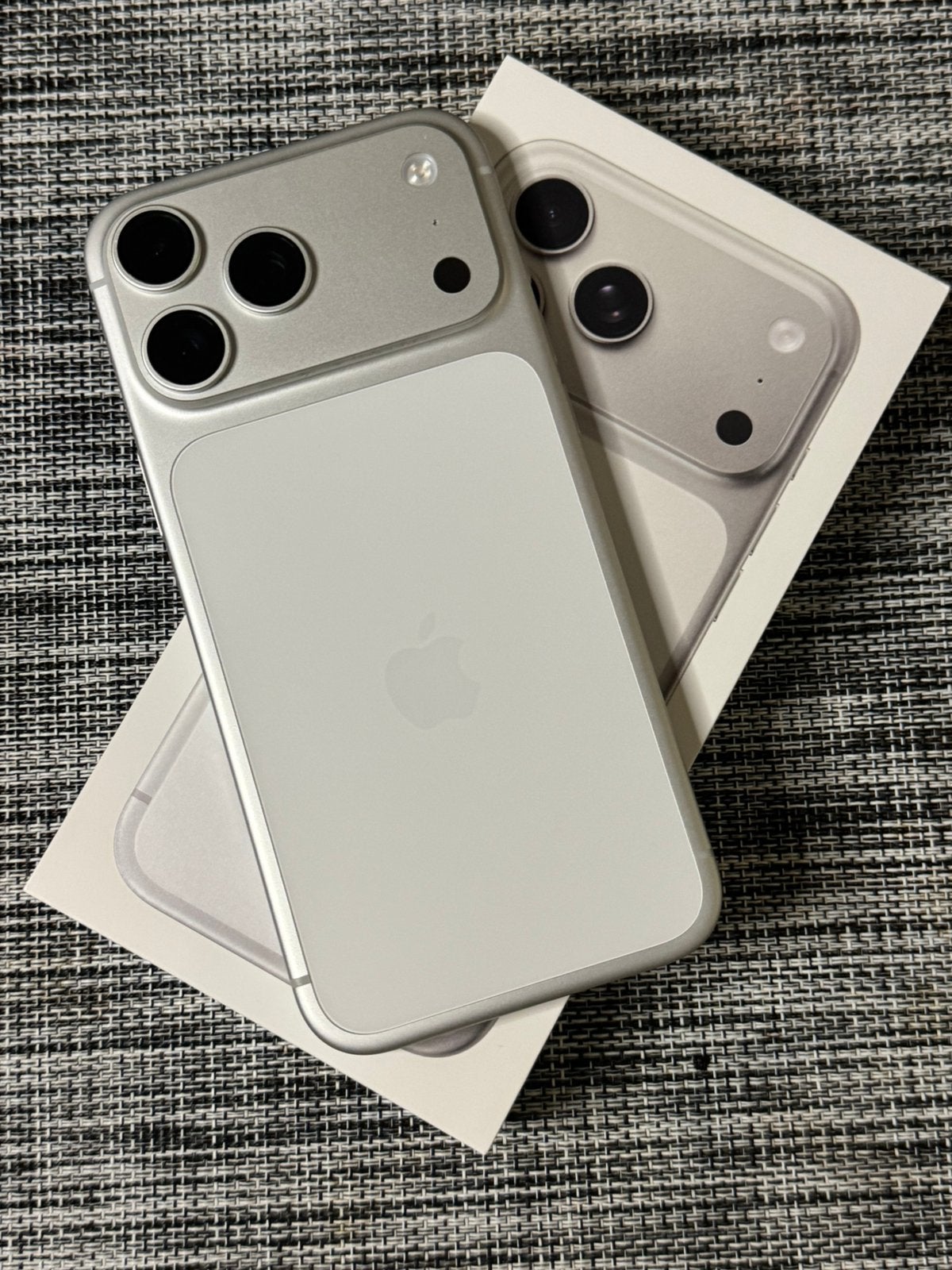 iPhone 17 pro max 256 gb wit inclusief de bon, Ophalen of Verzenden, Zo goed als nieuw
