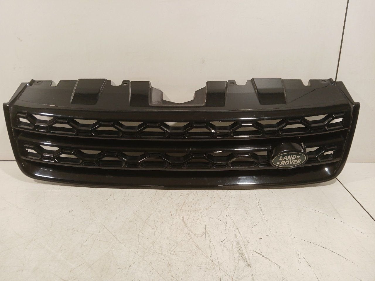 Grille Land Rover Discovery, Onderdelen@venauto.nl, Van der Ven Autorecycling B.V., Ettenseweg 76, 4706 PB Roosendaal, The Netherlands