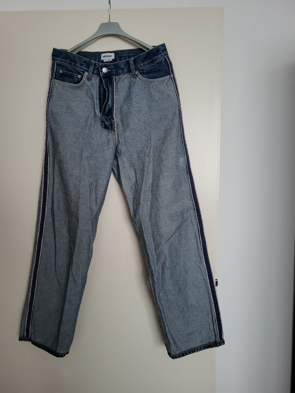 Weekday Jeans - Maat W28, Blauw, Ophalen of Verzenden, Zo goed als nieuw, W28 - W29 (confectie 36)