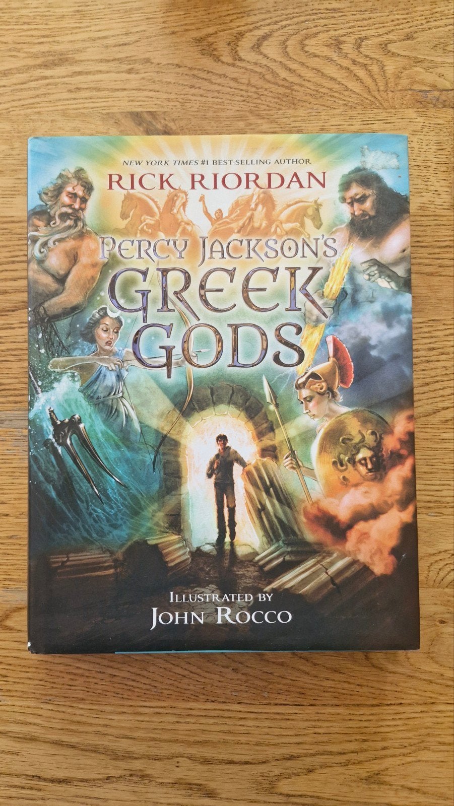 Percy Jackson's Greek Gods - Rick Riordan (Engels - BIG), Ophalen of Verzenden, Zo goed als nieuw, Rick Riordan