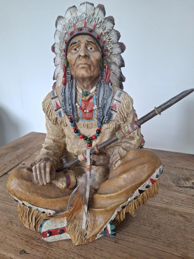 Indianen beeld met vredespijp - gedetailleerd, Ophalen, Handgemaakt, 20 - 50 cm, Beeld