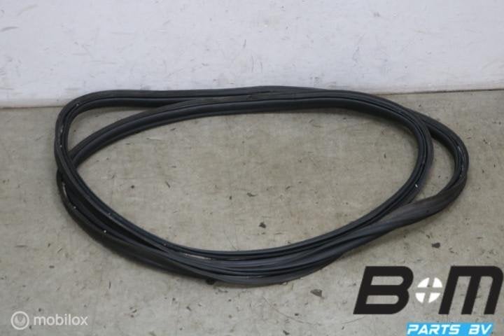 Achterkleprubber VW Golf 7 FL 5G6827705D, Gebruikt