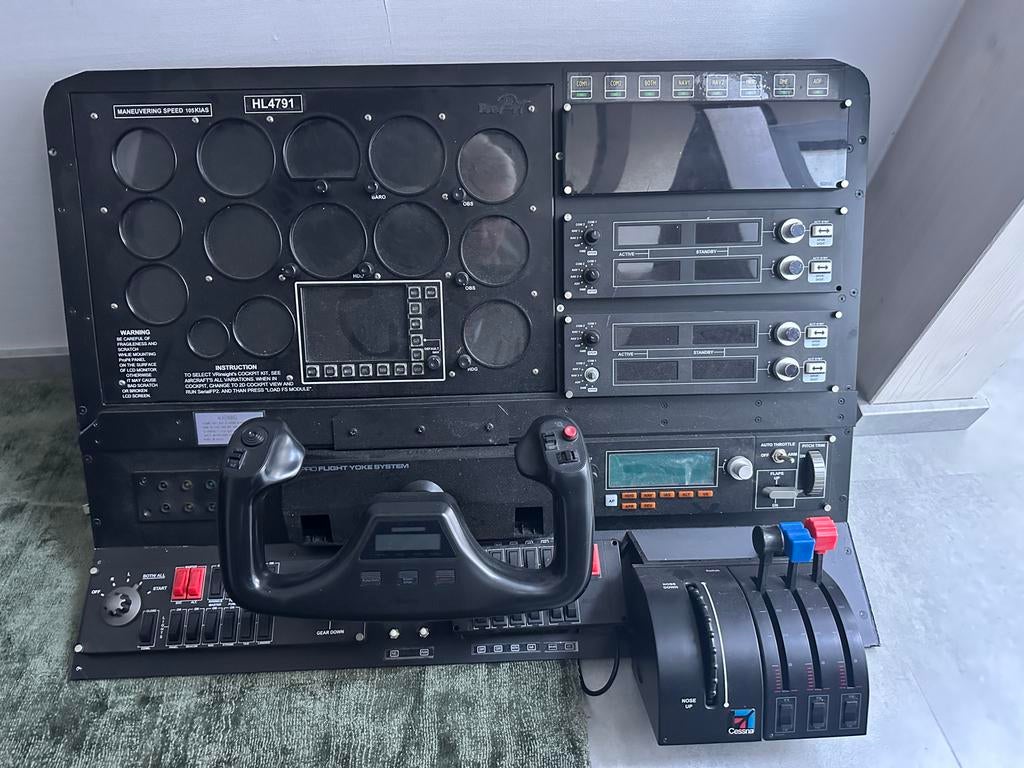 Complete Flight Simulator Set - Ideaal voor Vliegbrevet, Verzenden, Zo goed als nieuw, Overige typen, Pc