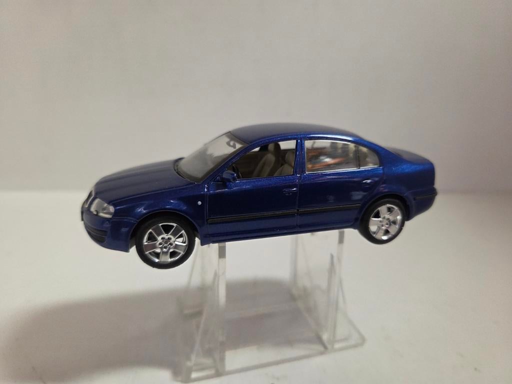 Kaden Skoda Superb 1:43, Overige merken, Auto, ., Ophalen of Verzenden