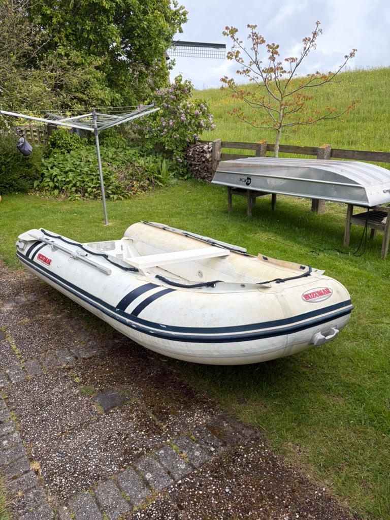 Suzumar 310 rib polyester v bodem, Gebruikt, 15 pk, Suzumar, Peddels