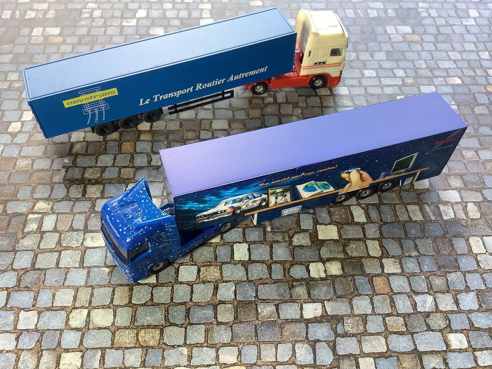 No 4 herpa 2 vrachtwagens €25.00 n spoor.    Herpa, Overige merken, Gelijkstroom of Wisselstroom, Overige typen, Ophalen of Verzenden