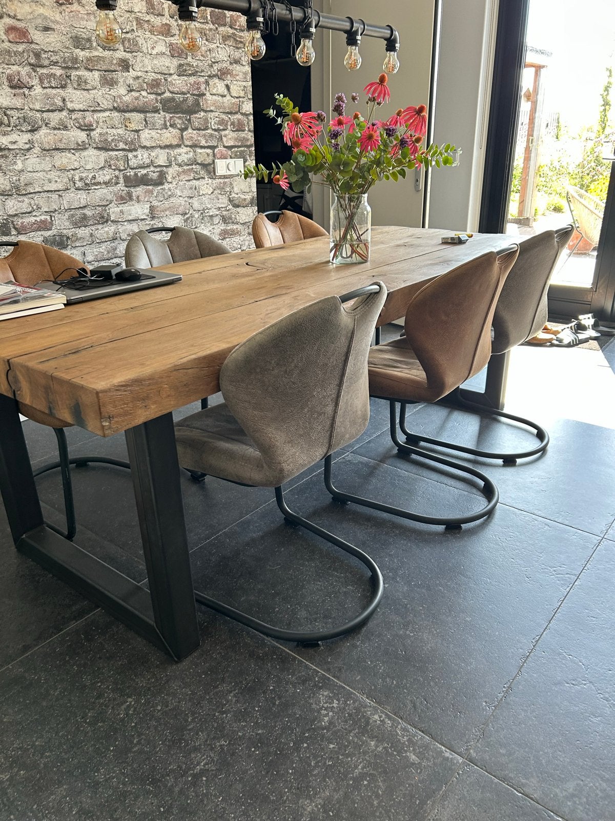 6 eetkamerstoelen (3 cognac, 3 taupe) - Zo goed als nieuw, Huis en Inrichting, Tafels | Eettafels, Ophalen of Verzenden, Zo goed als nieuw