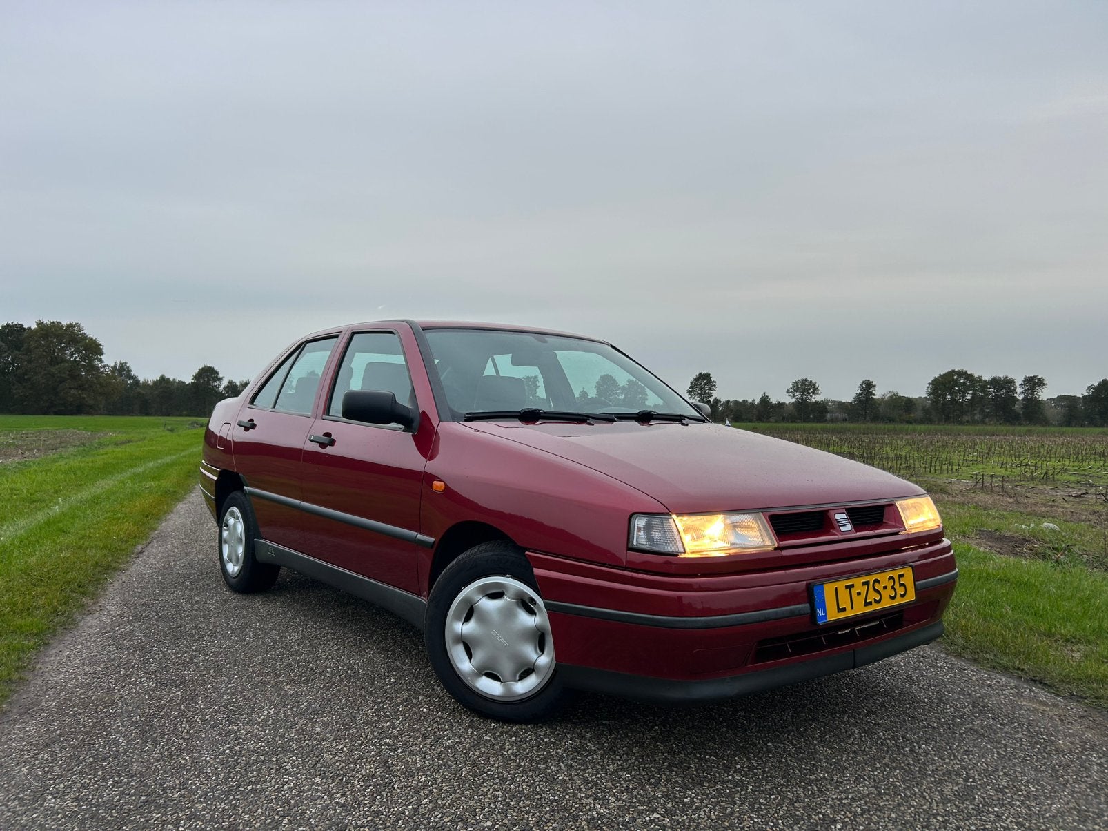 Seat Toledo 1.8 GL 66kW - 1995 - jaar apk - zeldzaam, Voorwielaandrijving, Stof, Elektrische ramen, Handgeschakeld
