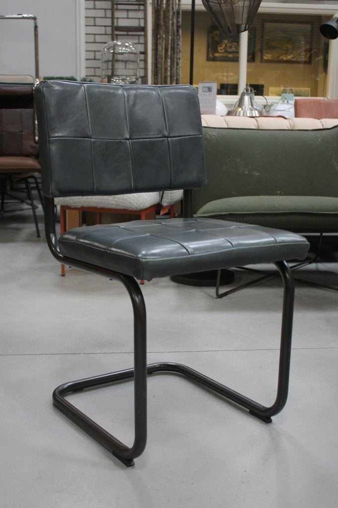 6 x leuke eetkamerstoel NELSON Jess Design leer sledestoel, Huis en Inrichting, Stoelen, Ophalen, Gebruikt, Grijs, Vijf, Zes of meer stoelen