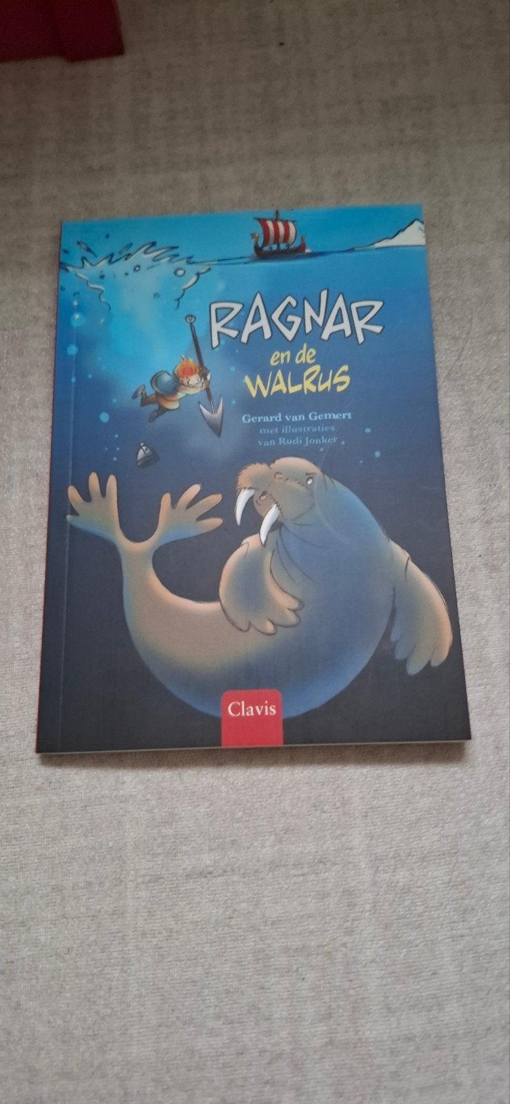 Ragnar en de Walrus - Gerard van Gemert, Ophalen of Verzenden, Zo goed als nieuw, Gerard van Gemert, Fictie algemeen