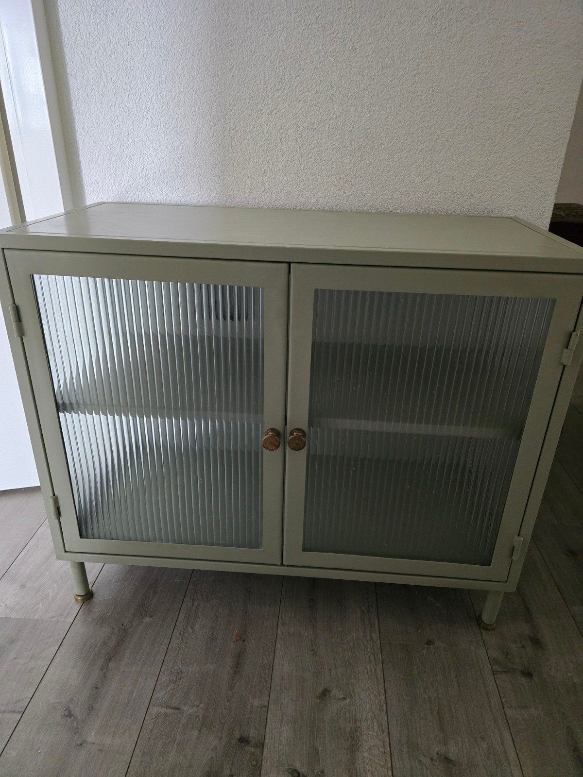 Groene metalen kast met geribbeld glas, Ophalen, Met deur(en), Modern, Industrieel, 50 tot 100 cm