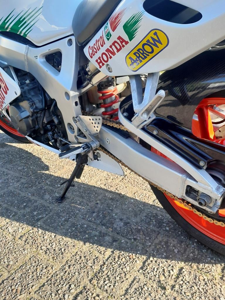 Honda CBR 900RR Fireblade 1995 - Geheel Vernieuwd, Particulier