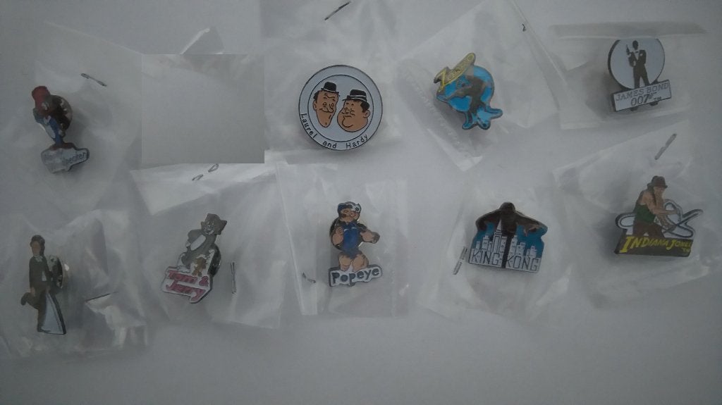 King Kong Tom en Jerry Zorro Indiana Jones pins vintage, Verzamelen, Verzenden, Zo goed als nieuw, Overige onderwerpen
