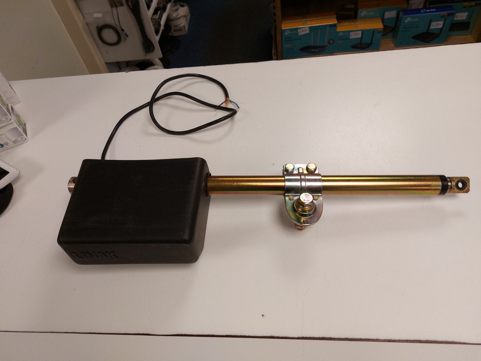 Linak LA30.1D-400-36 VDC Lineaire Actuator, Overige merken, Nieuw, Ophalen of Verzenden, Niet gespecificeerd in de afbeeldingen