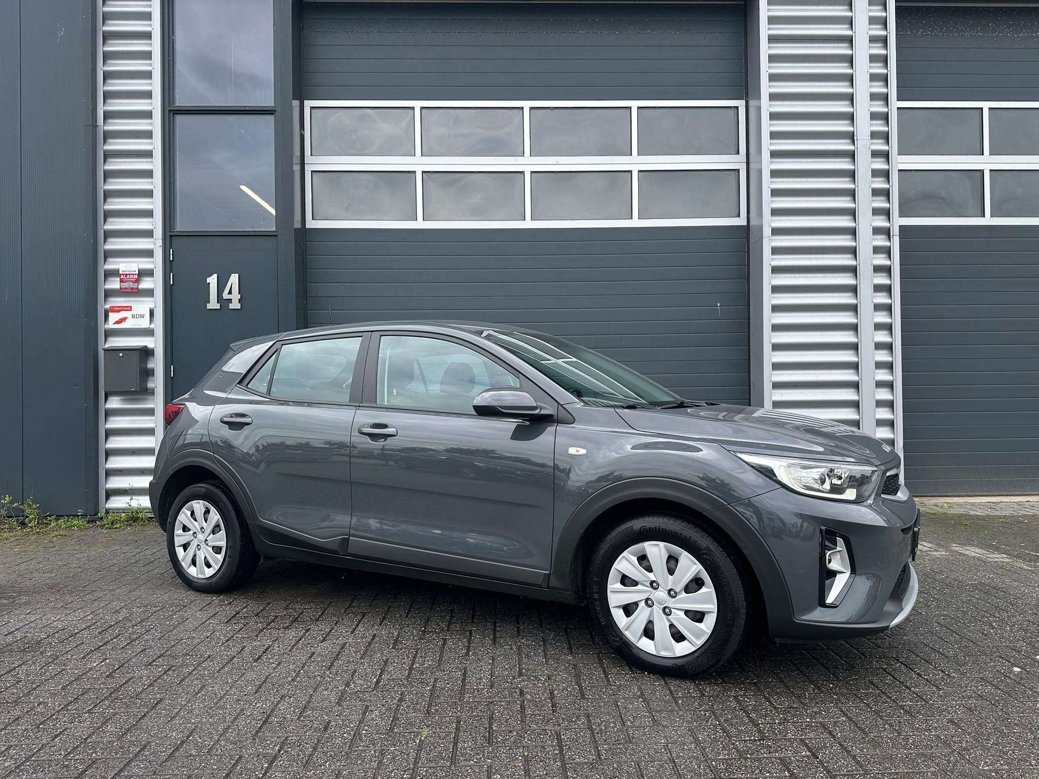 Kia Stonic 1.0 T-GDi MHEV ComfortLine ZUINIG/APPLE-CARPLAY, Auto's, Voorwielaandrijving, Euro 6, 49 €/maand, Origineel Nederlands