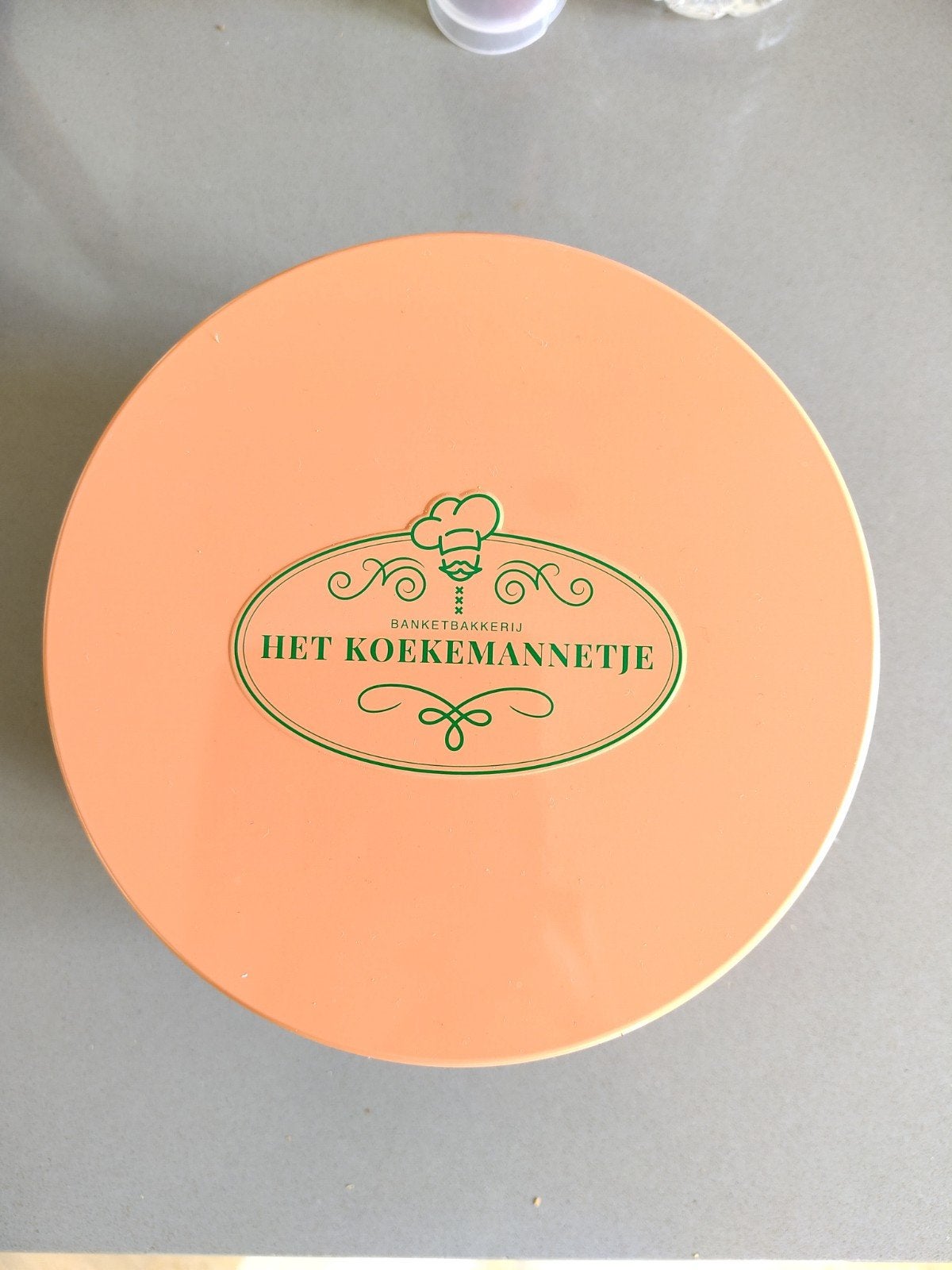Nieuw koekblik 'Het Koekemannetje' - zalmkleurig, Ophalen, Nieuw, Koek(jes)