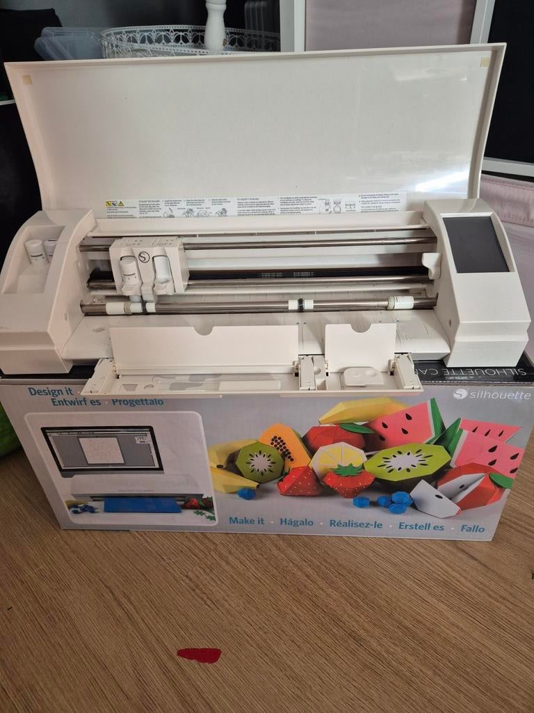 Silhouette Cameo 3 snijplotter met Foil Quill, Hobby en Vrije tijd, Ophalen of Verzenden, Zo goed als nieuw, Gereedschap of Toebehoren