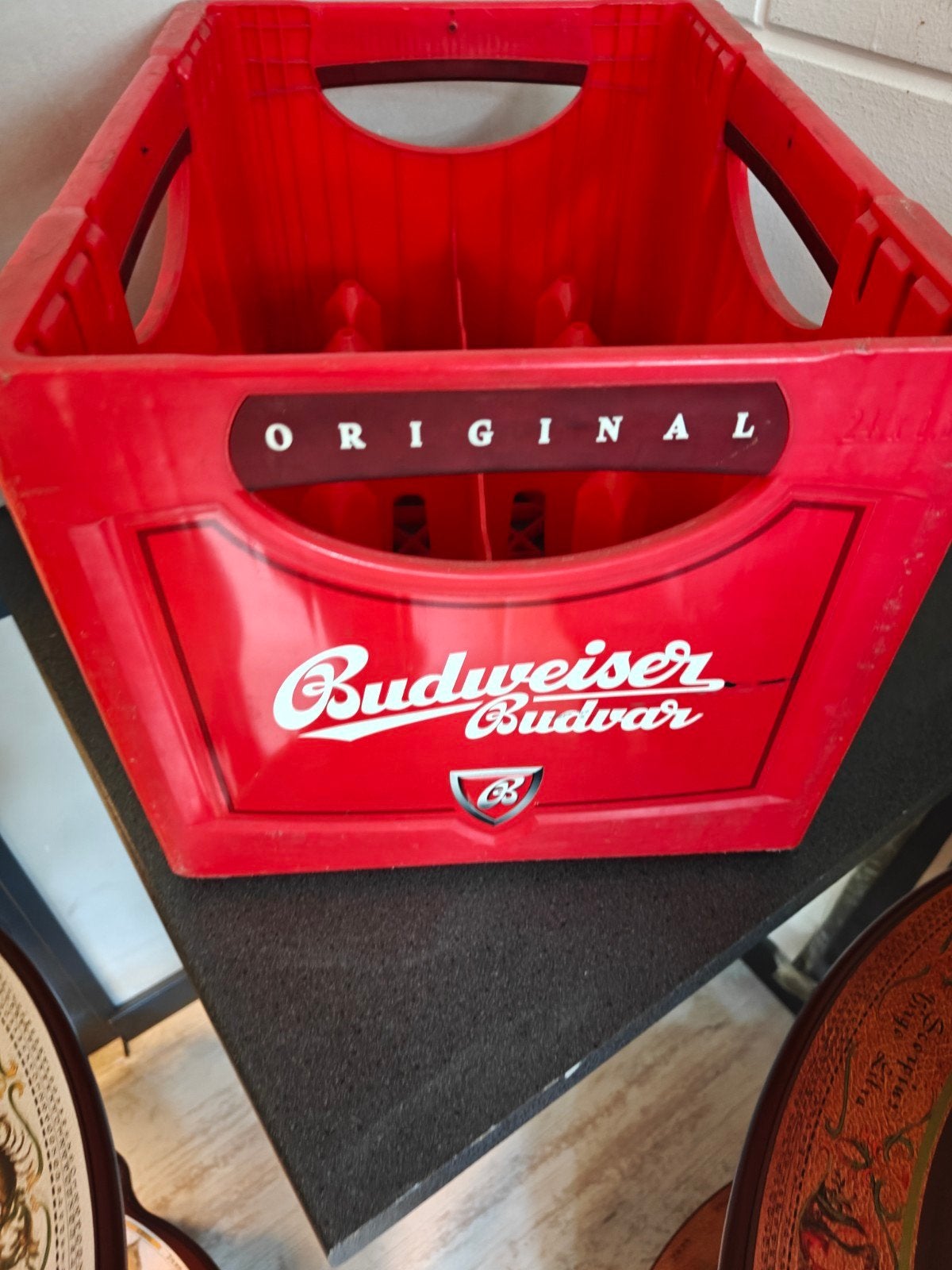 Leuk oud Budweiser krat leeg in mooie staat, prachtige kleur, Zo goed als nieuw, Budweiser, Verpakking, Ophalen of Verzenden
